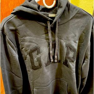GAP MEN’S LONG SLEEVE HOODIE (New with Tags) Gunmetal Black Color - Medium Size